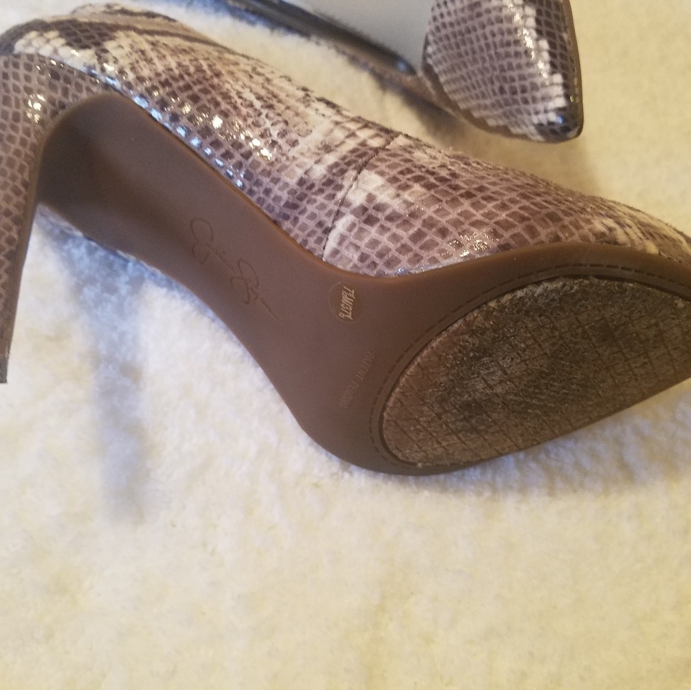 Jessica Simpson Python Pumps - Picture 5 of 5